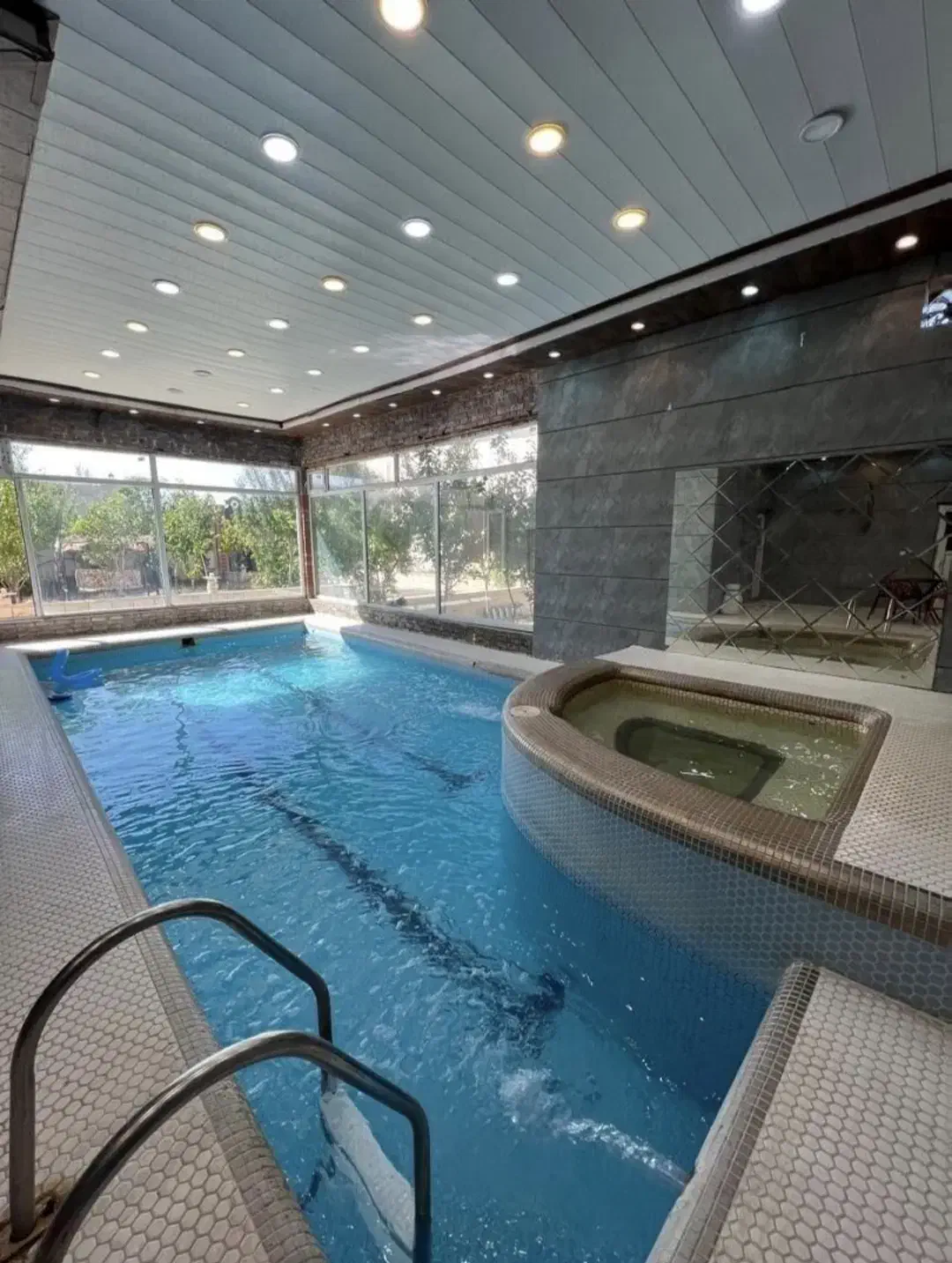 اجاره ویلا کردان چهارباغ سهیلیه   زیرgheimat|اجارهٔ کوتاه‌مدت ویلا و باغ|کرج, فاز ۱ مهرشهر|دیوار