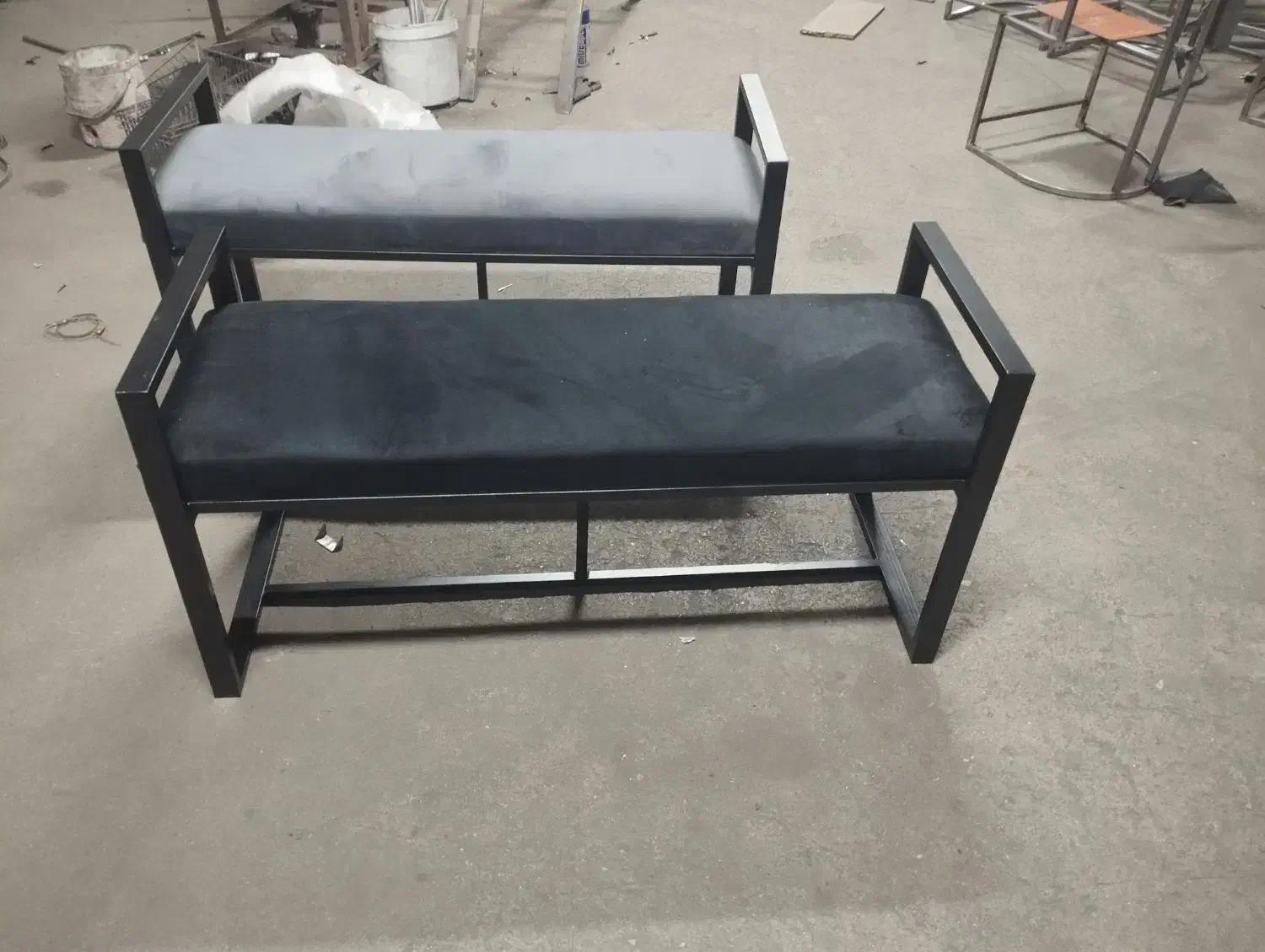 نیمکت انتظار و پاف فلزی رستوران آرایشگاه|صندلی و نیمکت|مشهد, رسالت|دیوار