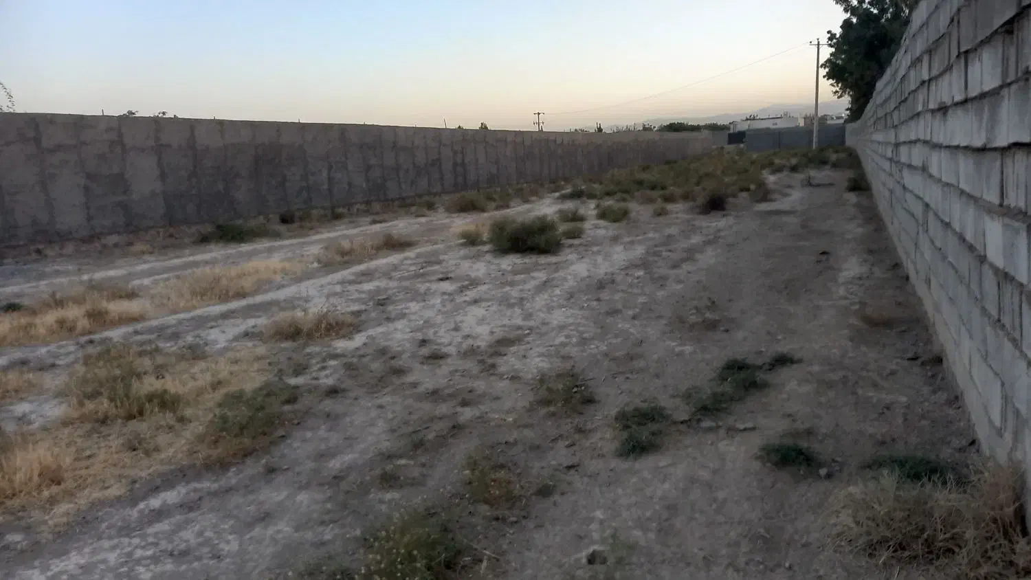 ۱۸۵۰متر زمین مناسب باغ سوله گلخانه وغیره بازمرگان|فروش خانه و ویلا|مشهد, میان ولایت|دیوار