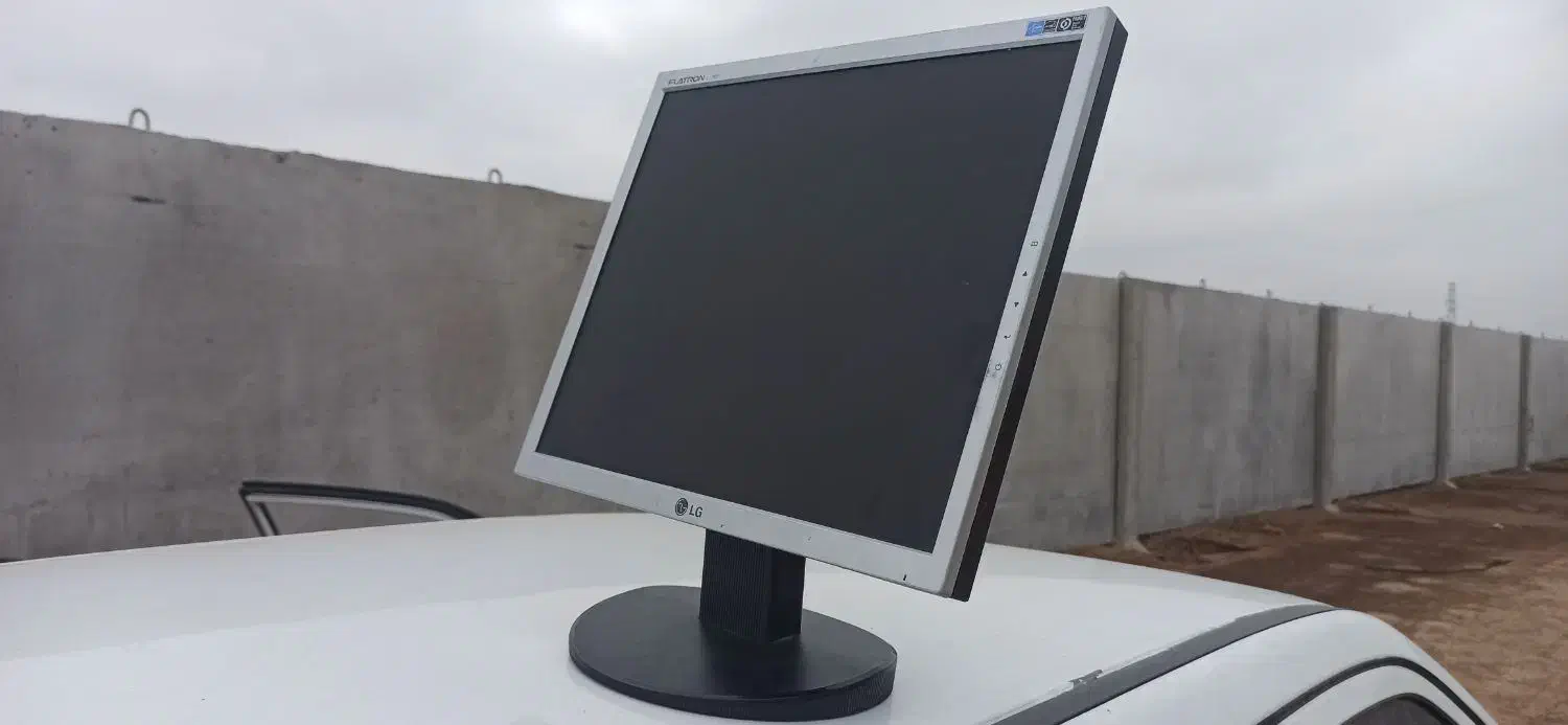 مانیتور LG|قطعات و لوازم جانبی رایانه|تربت جام, شهرک آزادگان|دیوار
