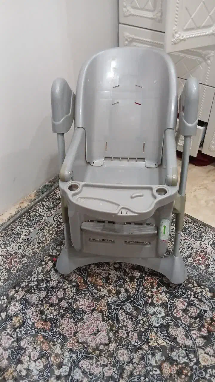 صندلی غذای بچه|تخت و صندلی بچه|بهارستان, |دیوار