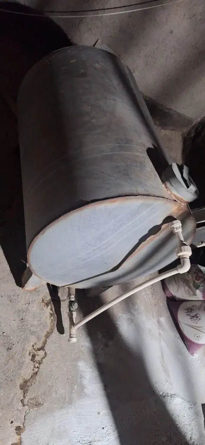 تانکر ۵۰۰ لیتری آب|مصالح و تجهیزات ساختمان|مشهد, آیت الله خامنهای|دیوار