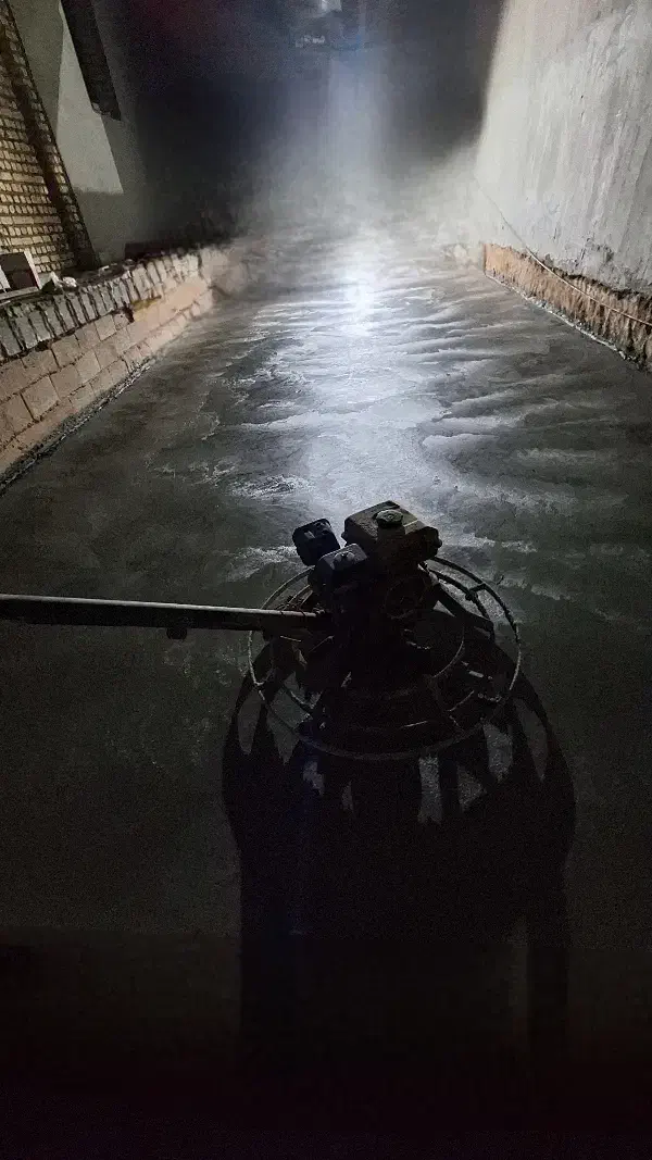 بتن. ریزی کف ماله برقی|خدمات پیشه و مهارت|شهرضا, |دیوار