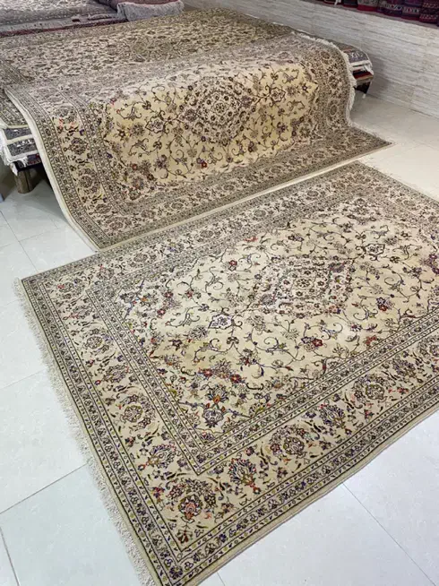 سه تخته ۶ متری کاشان جفت گوشتدار کرم رنگ|فرش|همدان, |دیوار
