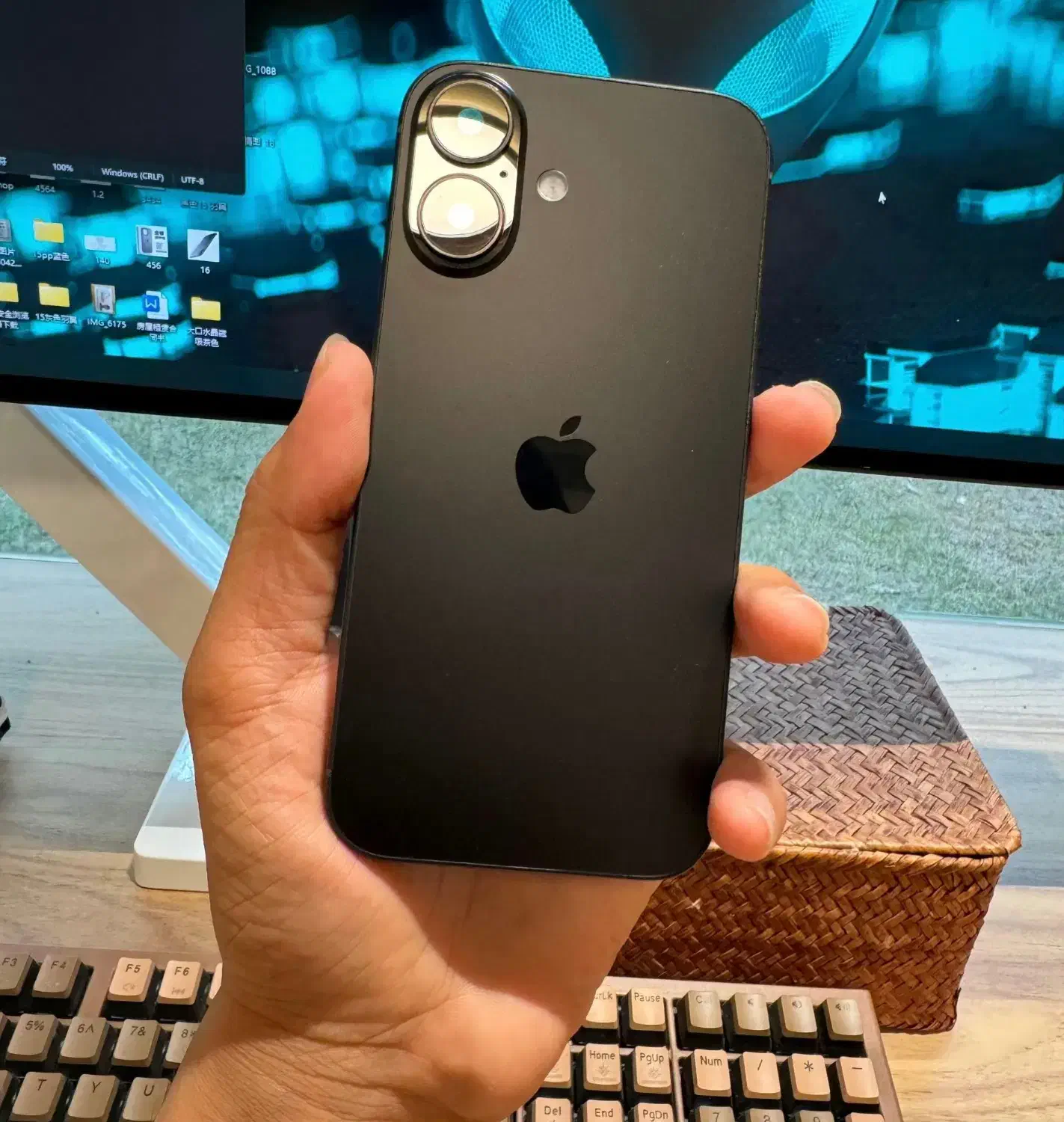 ایفون ۱۶ نرمال ۱۲۸ گیگ ch|موبایل|تهران, آزادشهر|دیوار