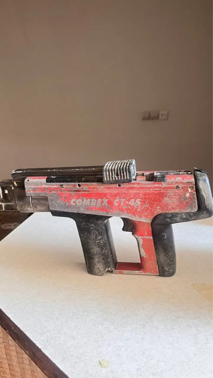 میخکوب کناف قدیمی|ابزارآلات|چهارباغ, |دیوار