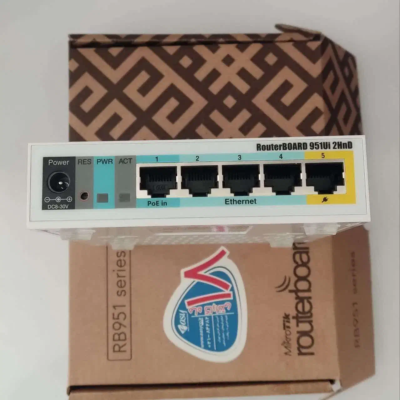 روتر rb951|مودم و تجهیزات شبکه|اصفهان, شیخ اشراق|دیوار