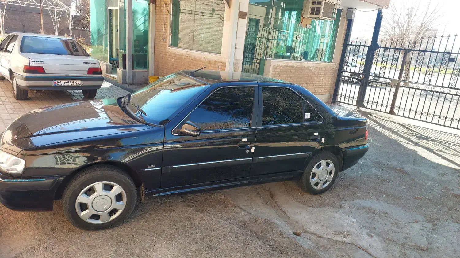 پرشیاتیوفایو مدل۴۰۱(بیرنگ)نقدی ومعاوضه با خودرو|خودرو سواری و وانت|پیشوا, |دیوار