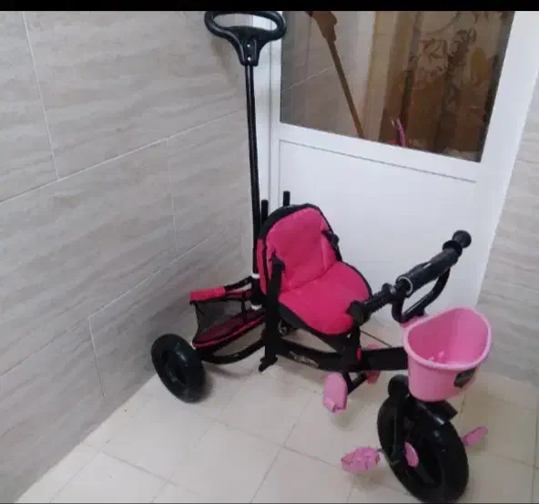 سه چرخه|دوچرخه، اسکیت، اسکوتر|رباطکریم, رباطکریم|دیوار