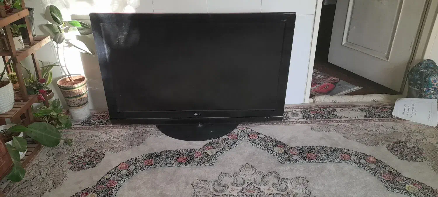 تلویزیون قدیمی ال جی|تلویزیون و پروژکتور|اصفهان, عمان سامانی|دیوار