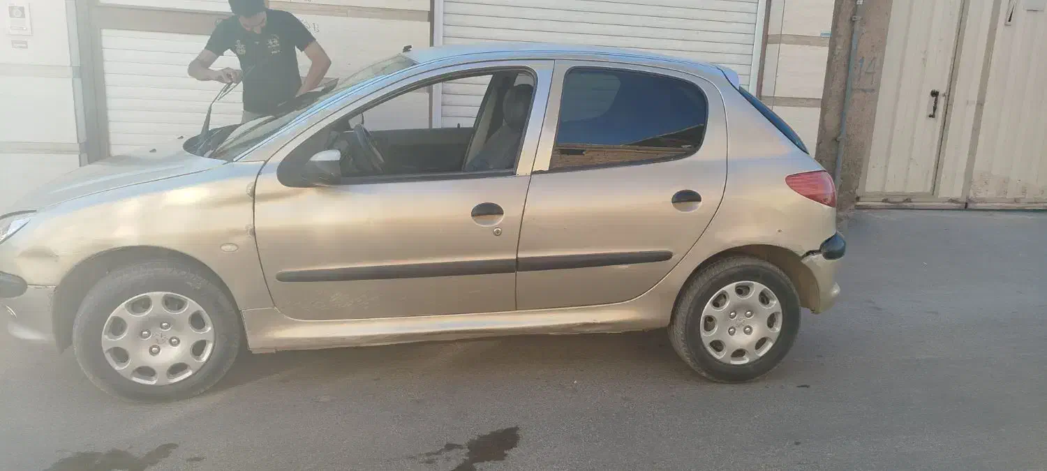 206مدل 82دوررنگ زیربندی همچی سالم بیمه یک سال|خودرو سواری و وانت|کرمان, |دیوار