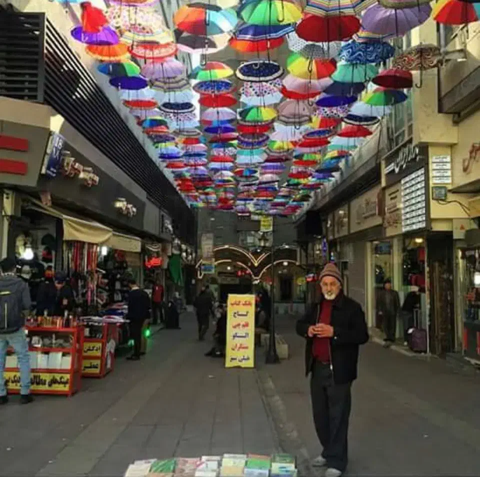 ۵۰متر آپارتمان با سند تجاری میدان انقلاب|فروش دفتر کار، اتاق اداری، مطب|تهران, فلسطین (میدان انقلاب)|دیوار