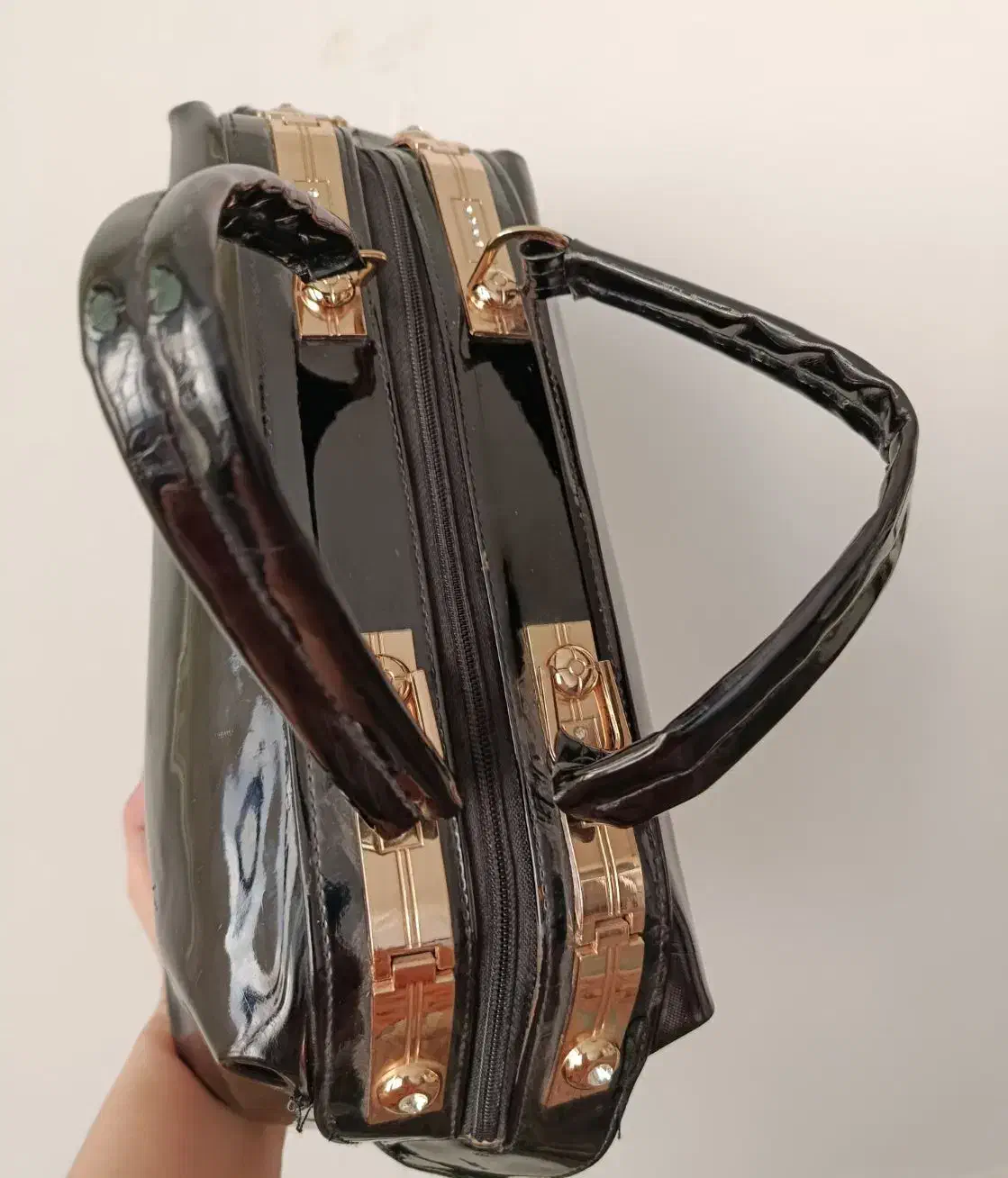 کیف مجلسی|کیف، کفش، کمربند|کامیاران, |دیوار