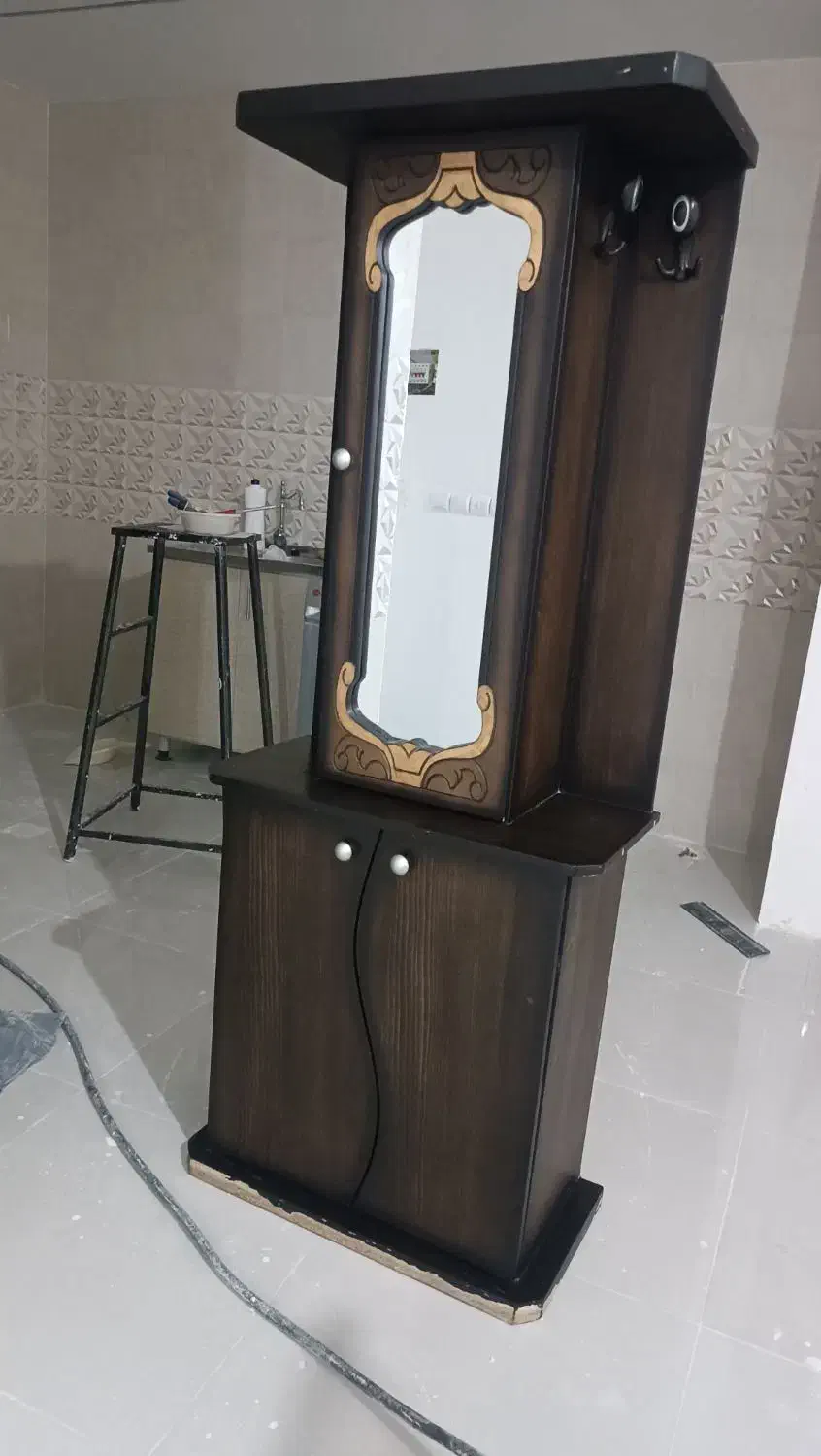 جاکفشی ۴۰۰هزارتومن|جاکفشی، کمد، دراور|زنجان, |دیوار