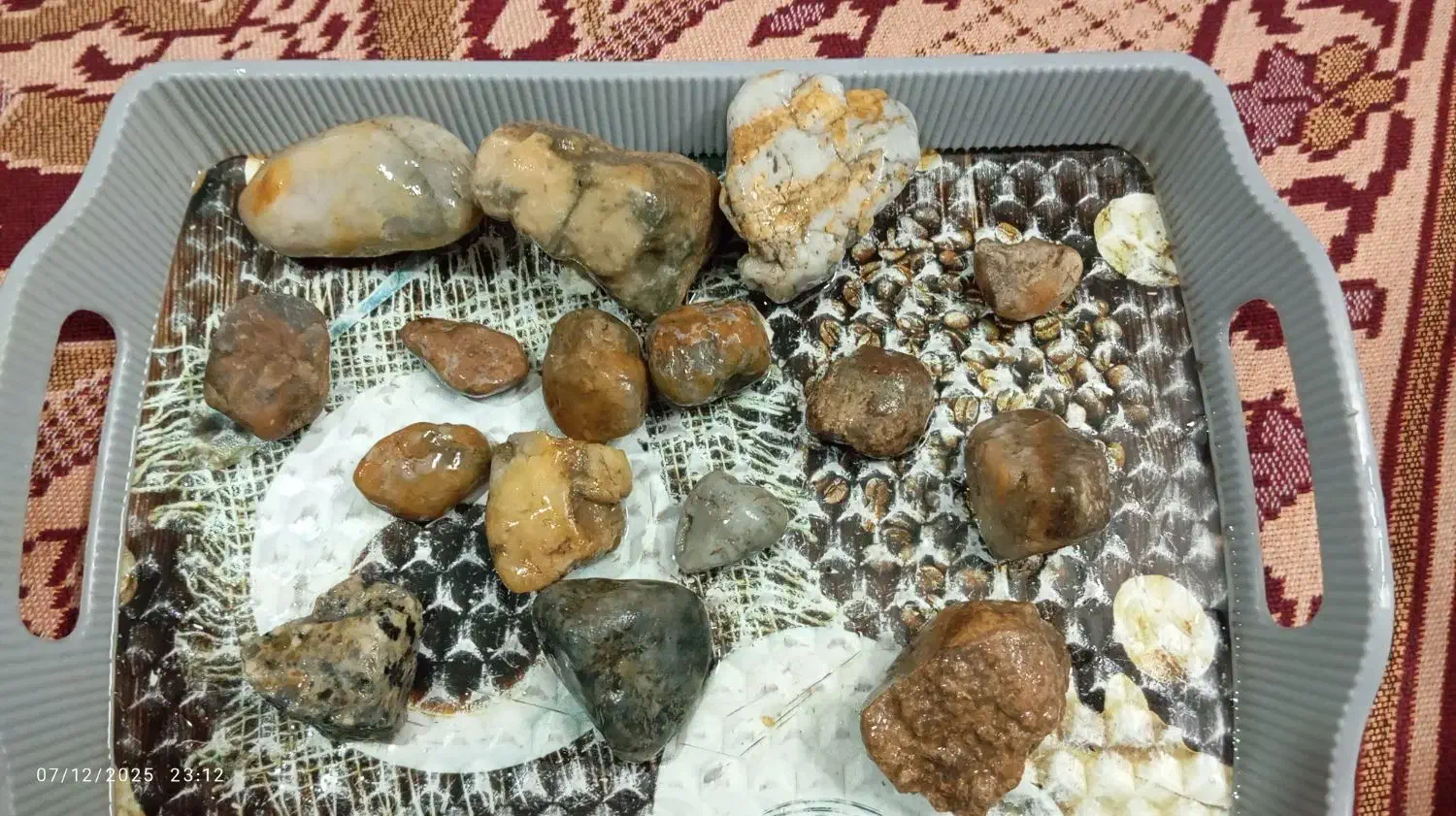 سنگ های قیمتی|جواهرات|همدان, |دیوار