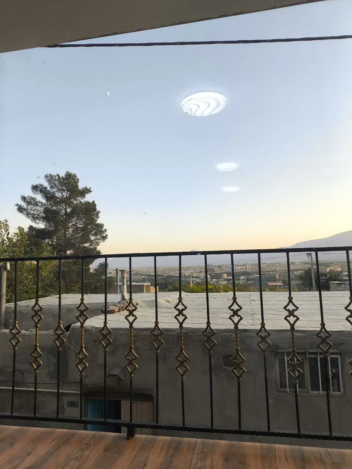 اجاره سوییت باغ ویلا در باغبهادران|اجارهٔ کوتاه‌مدت ویلا و باغ|باغ بهادران, |دیوار