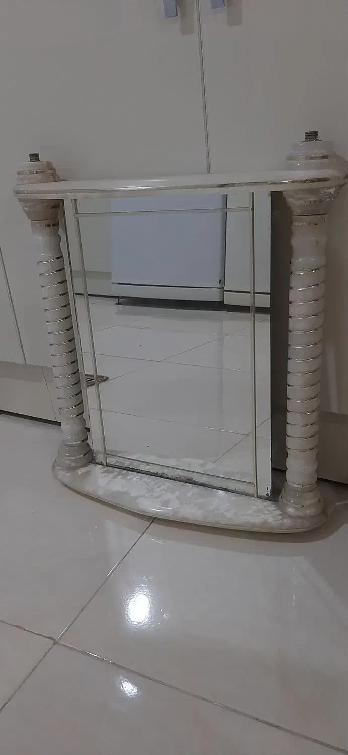 اینه شیک دورش کلا سنگه مرمر|آینه|صباشهر, |دیوار