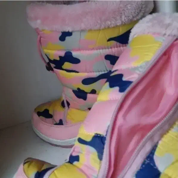 حراج بوت مارک بچگانه|کفش و لباس بچه|ساری, |دیوار