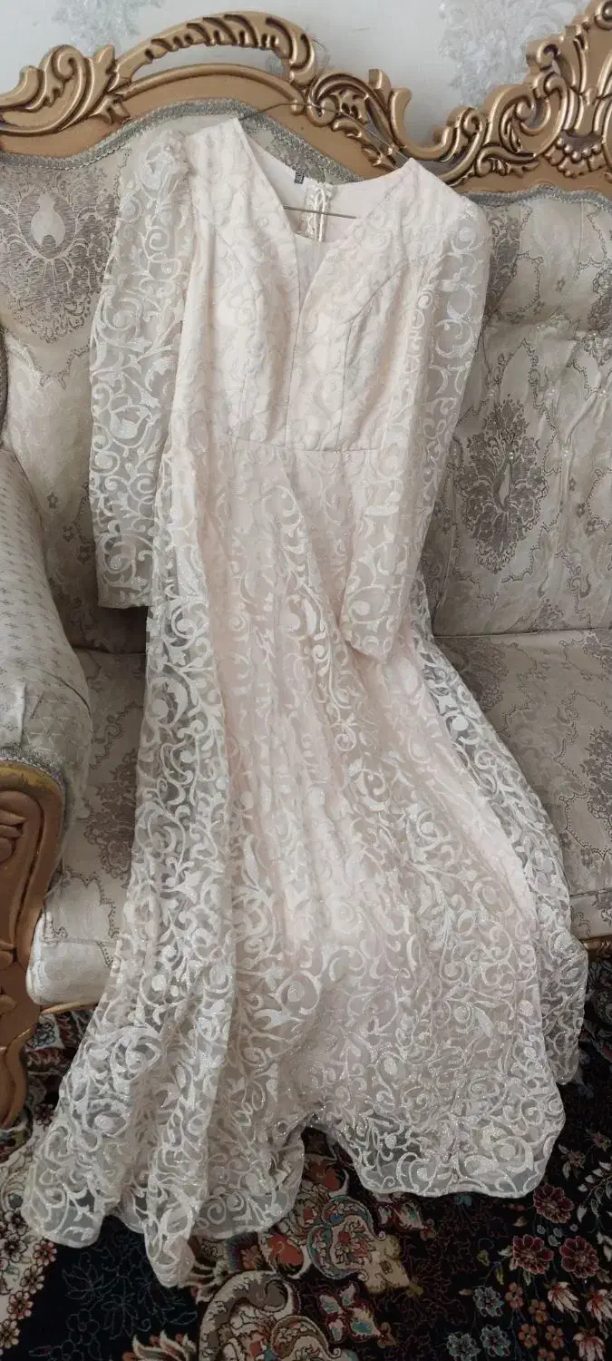 لباس|لباس|بهار, |دیوار