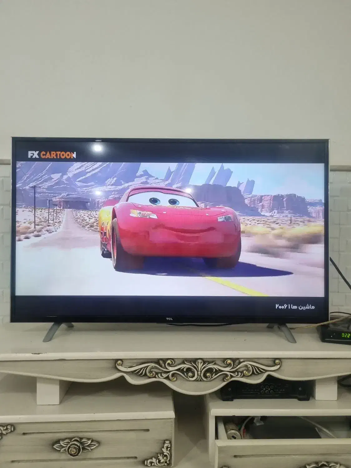 تلوزیون ۴۳ هوشمند|تلویزیون و پروژکتور|ساوه, |دیوار