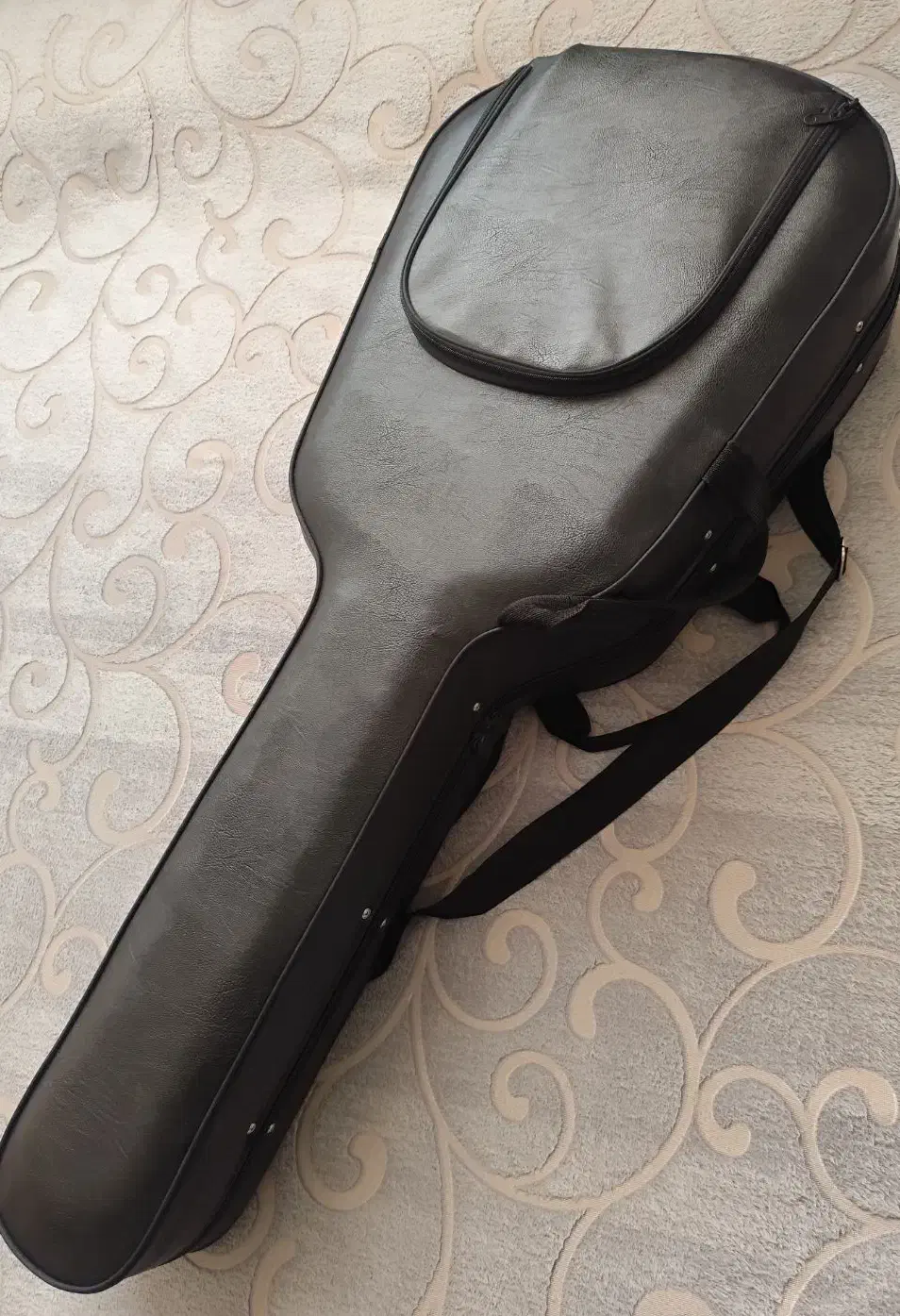 گیتار در حد نو|گیتار، بیس، امپلیفایر|شهرکرد, |دیوار