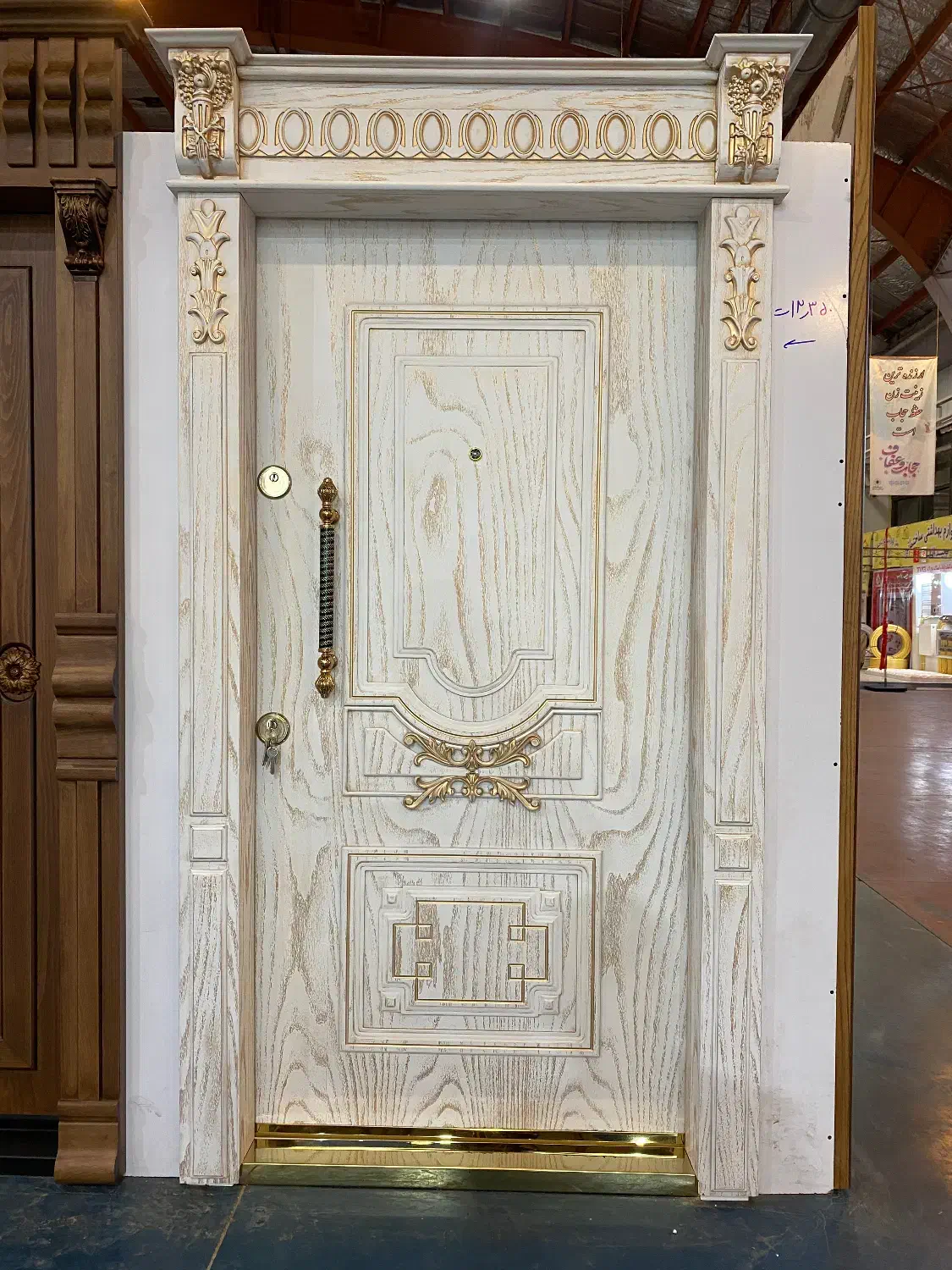 درب ضد سرقت لوکس کلاسیک|مصالح و تجهیزات ساختمان|اندیشه, اندیشه فاز ۴|دیوار