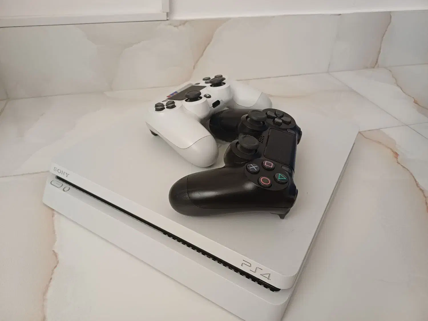 کنسول بازی PS4 آنلاین دارای اکانت PSN|کنسول، بازی ویدئویی و آنلاین|شاهین دژ, |دیوار