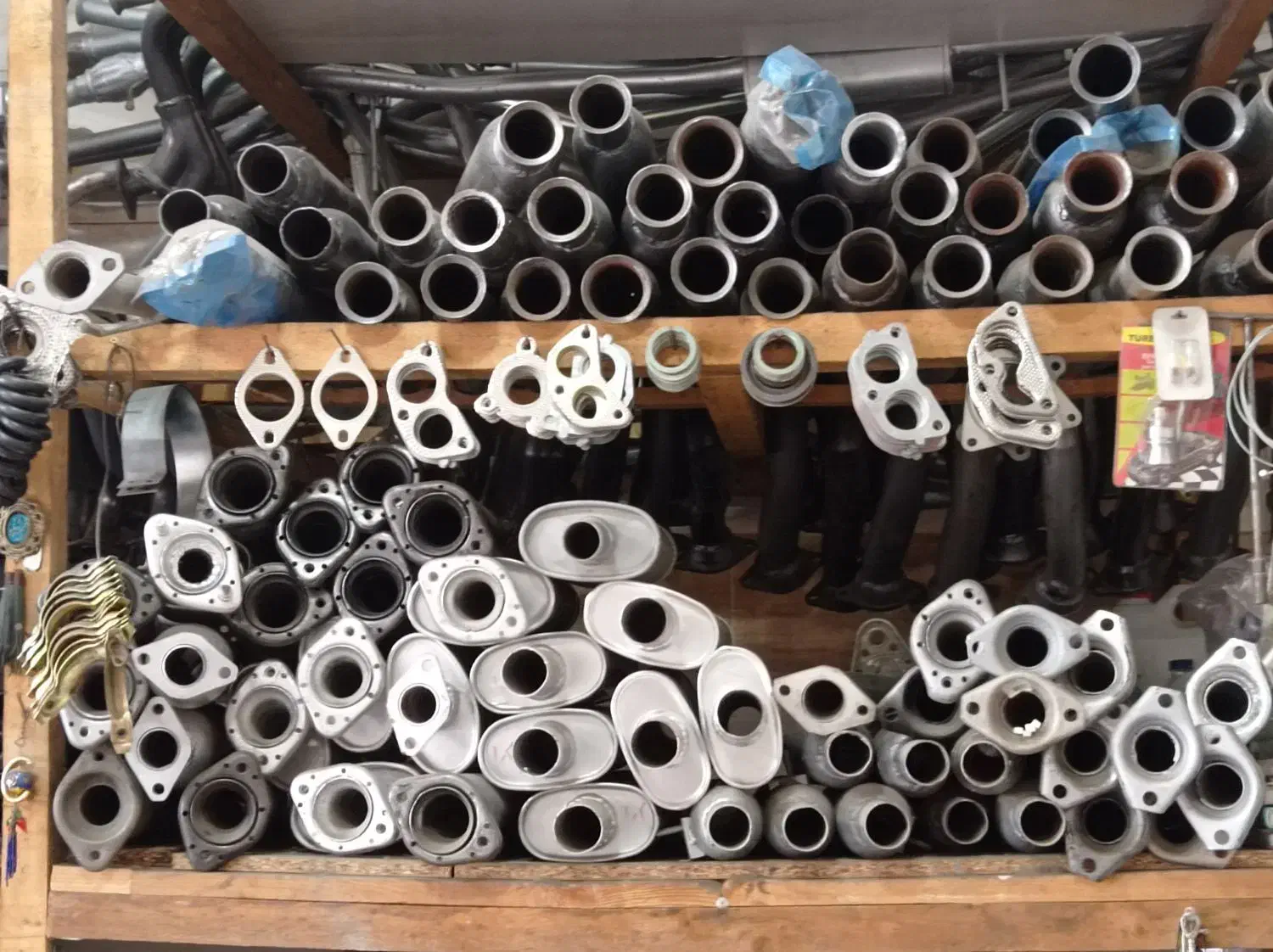 اگزوزسازی|خدمات موتور و ماشین|رشت, پیرکلاچای|دیوار