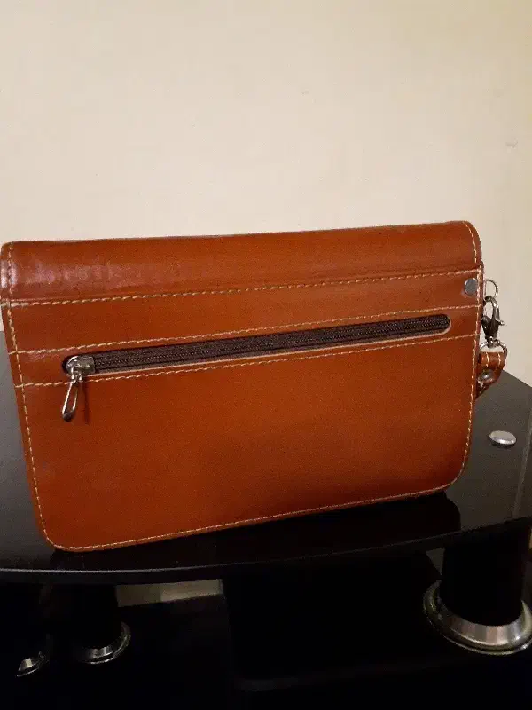 کیف چرم طبیعی پاسپورتی رمزدار مردانه در حد نو|کیف، کفش، کمربند|اندیشه, اندیشه فاز ۲|دیوار