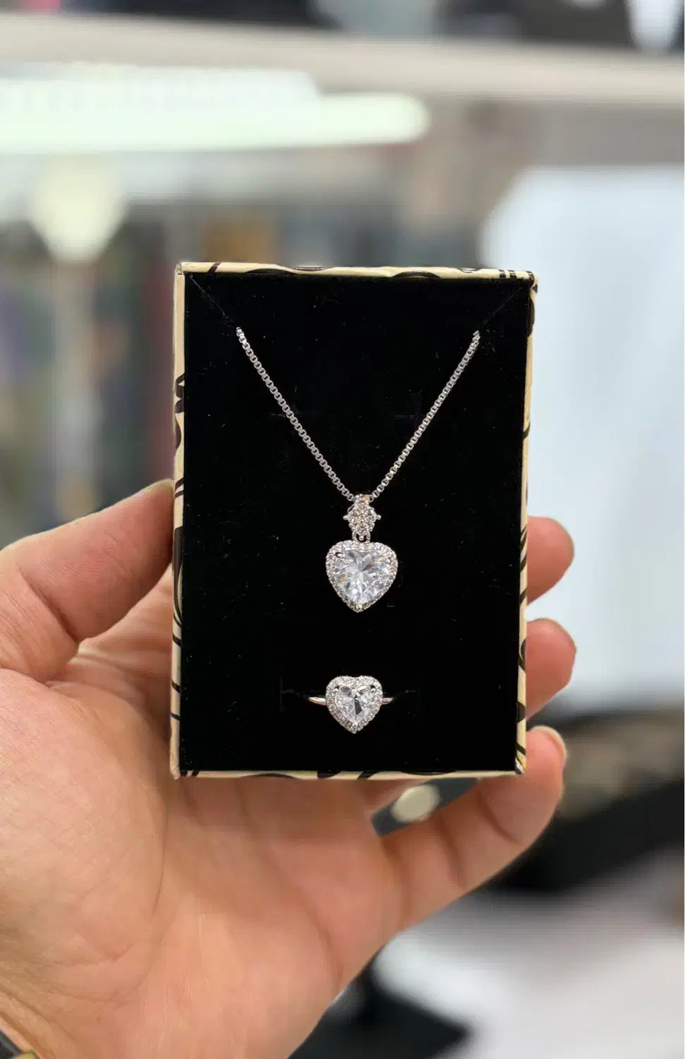 کادویی و اکسسوری رنگثابت خفن و شیک|بدلیجات|سنندج, |دیوار