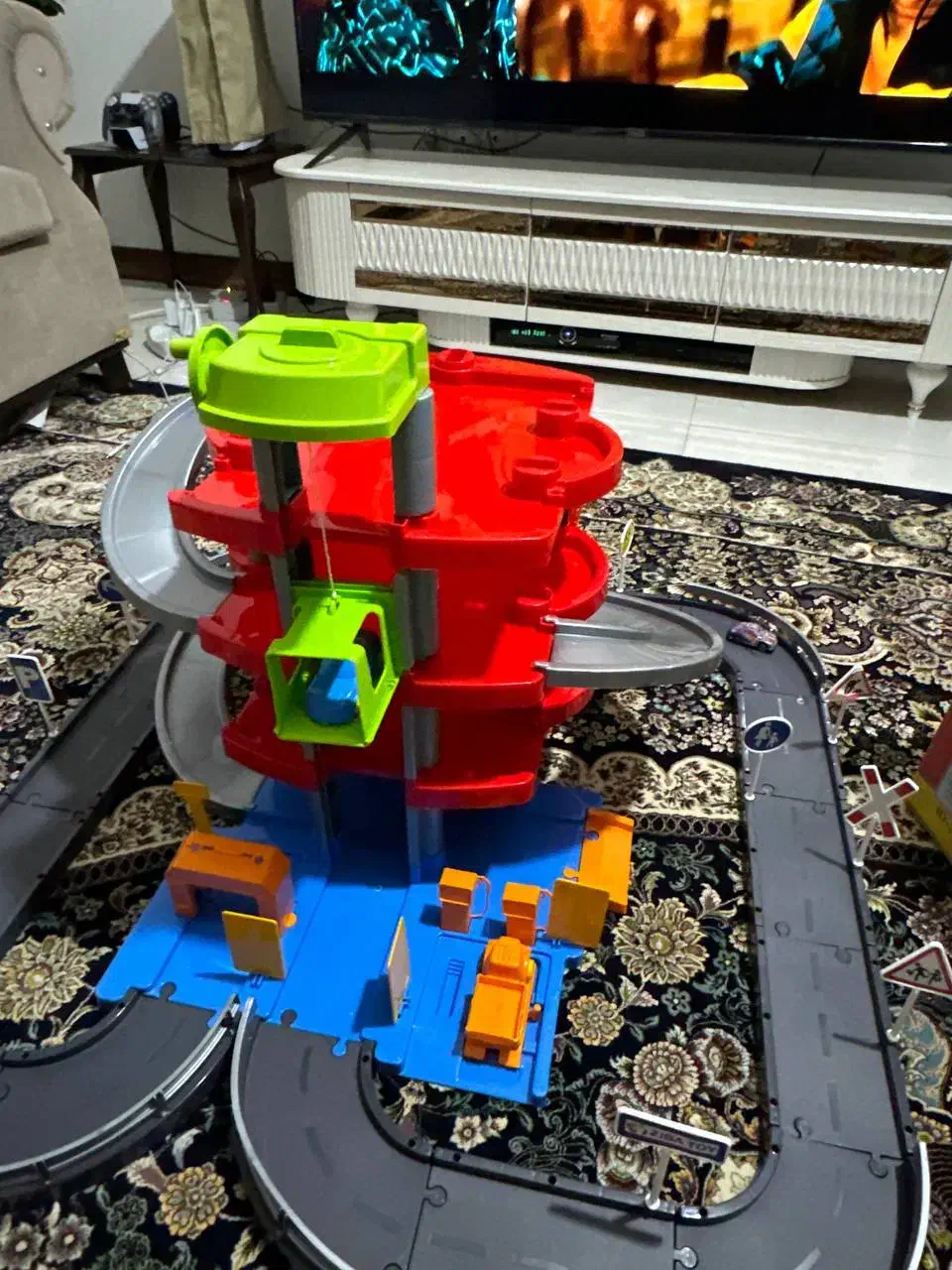 پارکینگ طبقاتی|اسباببازی بچه|تهران, چیتگر شمالی|دیوار