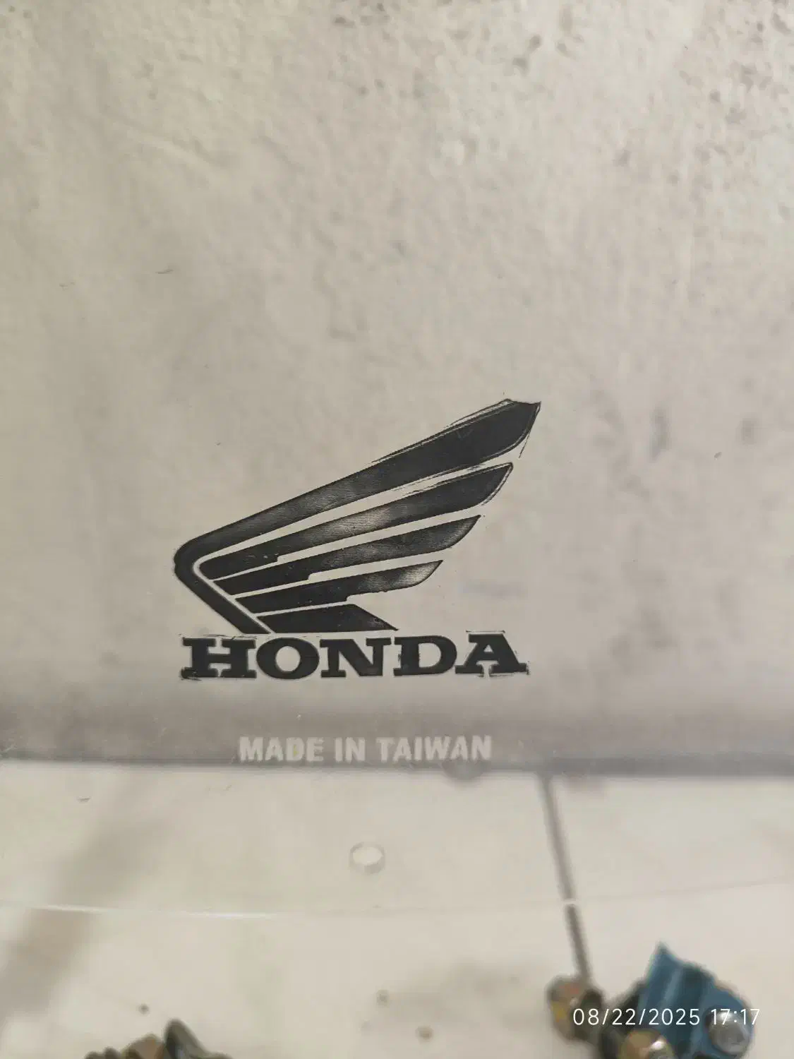 طلق موتورسیکلت مناسب آپاچی|قطعات یدکی و لوازم جانبی|تهران, شهرک آپادانا|دیوار