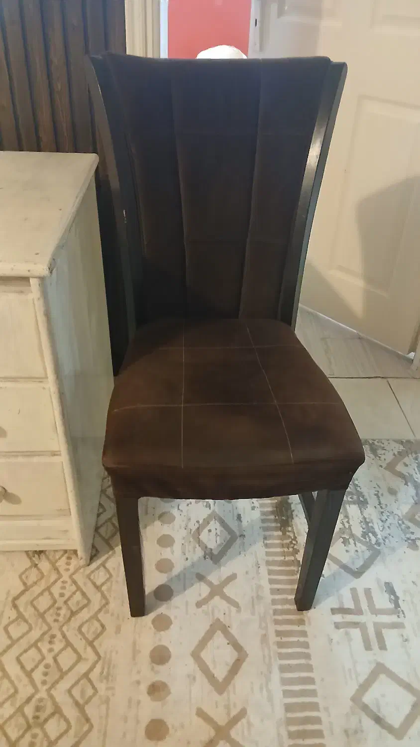 کمد ووصندلی|جاکفشی، کمد، دراور|آمل, |دیوار