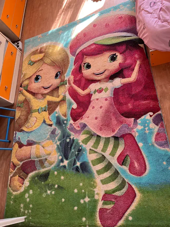 یک عدد فرش دخترانه|فرش|کرج, مهرویلا شمالی|دیوار