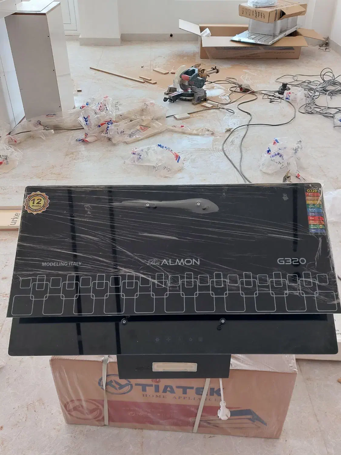 هود نو|هود|همدان, |دیوار