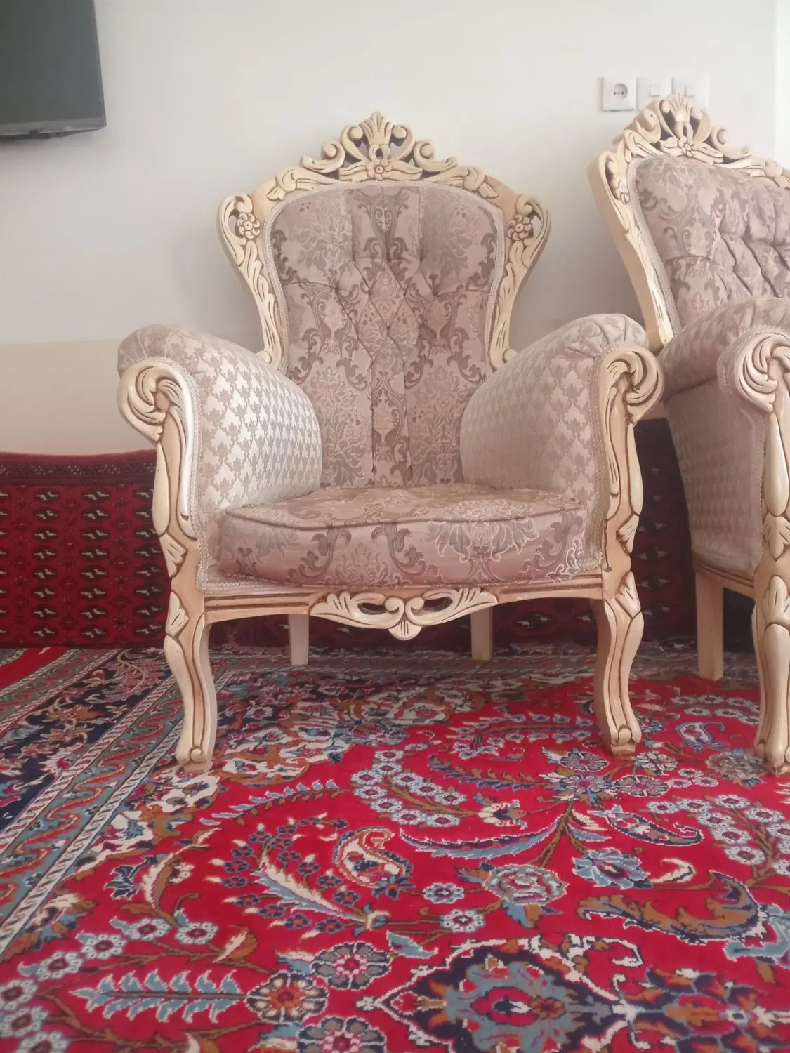 مبل|مبلمان خانگی و میز عسلی|مه ولات, |دیوار