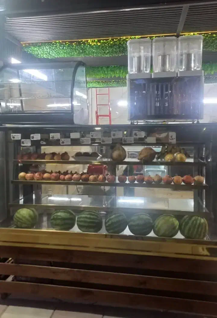 فروش یخچال و وسایل آبمیوه بستنی فروشی|یخچال و فریزر|پرند, فاز ۳|دیوار