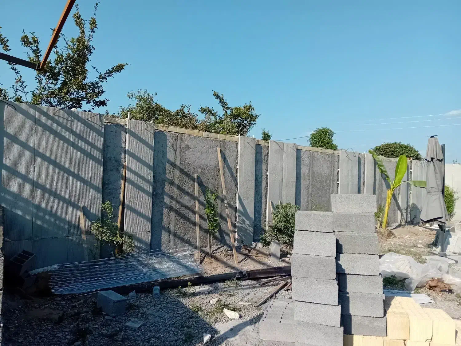 نصاب بتن اکسپوز و مالون وکاشیکاری|خدمات پیشه و مهارت|لشت نشا, |دیوار