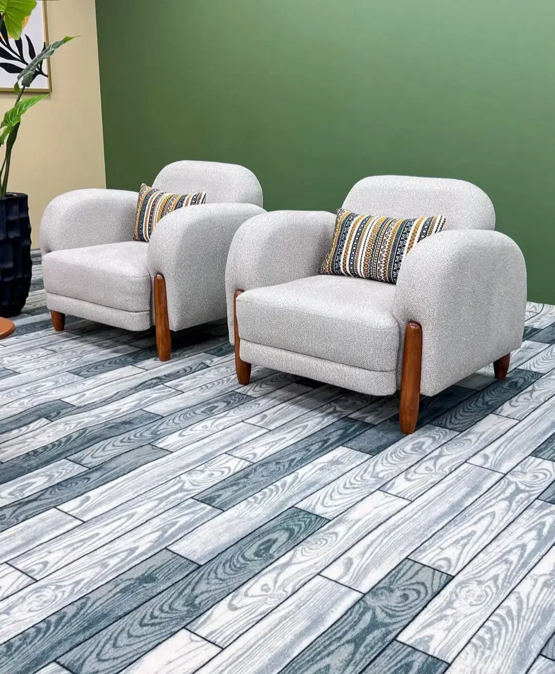 مبلمان*وستفالن* زیر قیمت ب دلیل داشتن چک مدت محدود|مبلمان خانگی و میز عسلی|مشهد, ایثارگران|دیوار