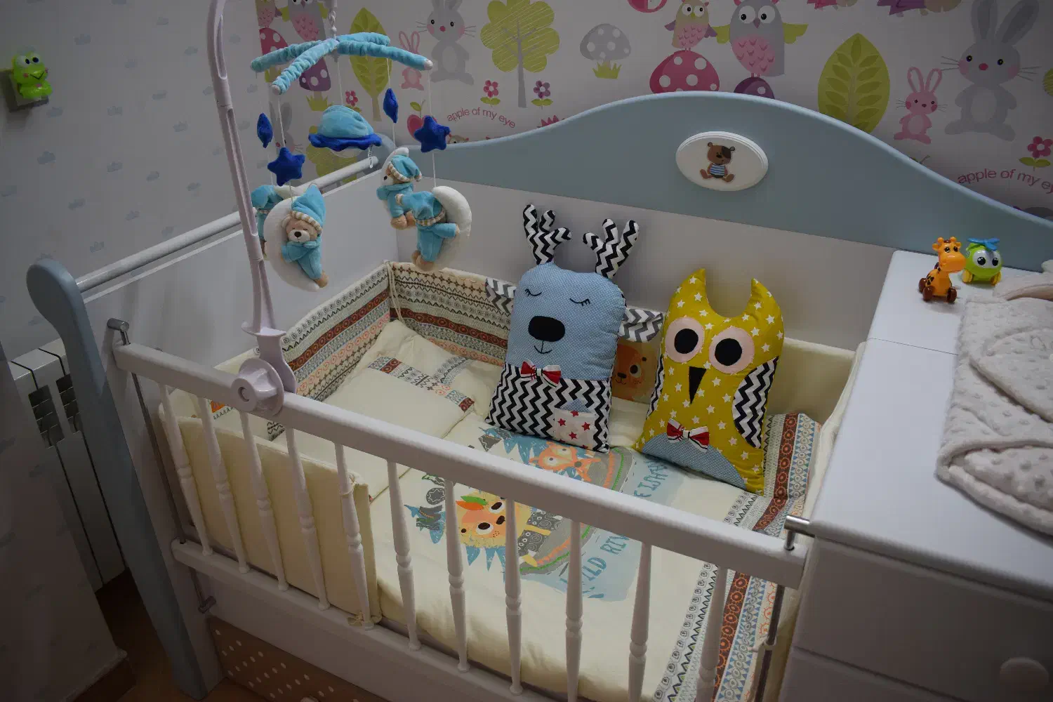 تخت دو منظوره نوزاد نوجوان|تخت و سرویس خواب|قائمشهر, |دیوار