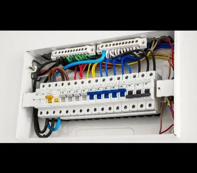 همبندی برقکشی برقکار صنعتی وخانگی نما داخلی وخارجی|خدمات پیشه و مهارت|کرمانشاه, |دیوار