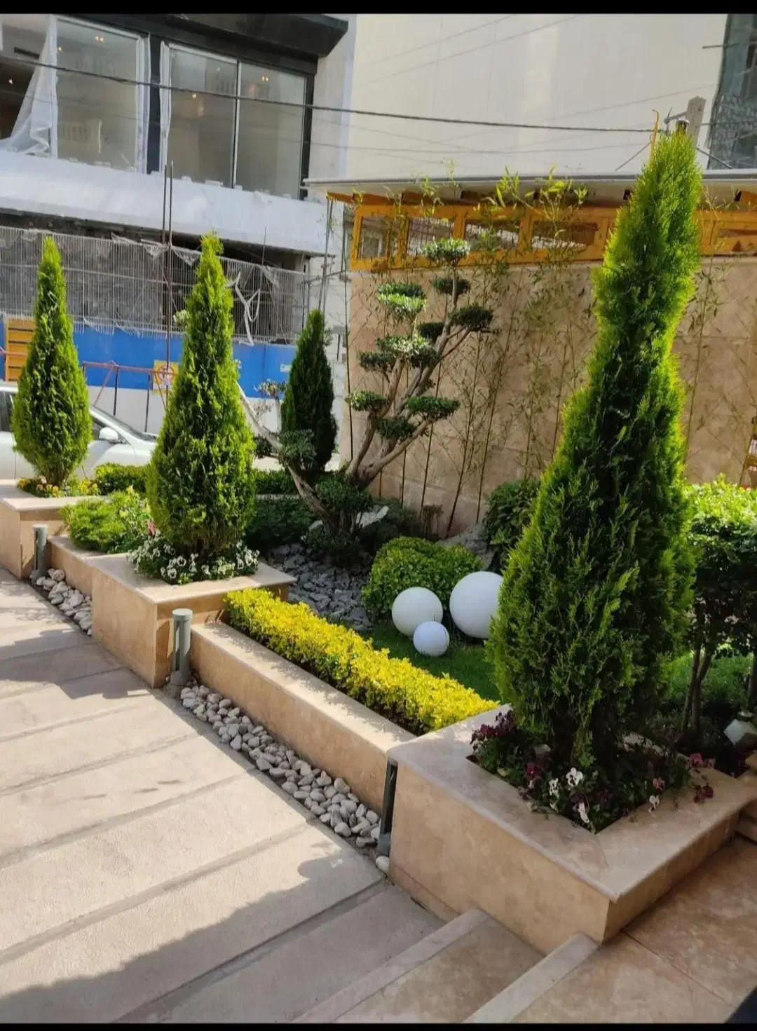 *خدمات باغبانی وهرس کاری وتعویض خاک وکود گلدون*|خدمات باغبانی و درختکاری|تهران, فاطمی|دیوار