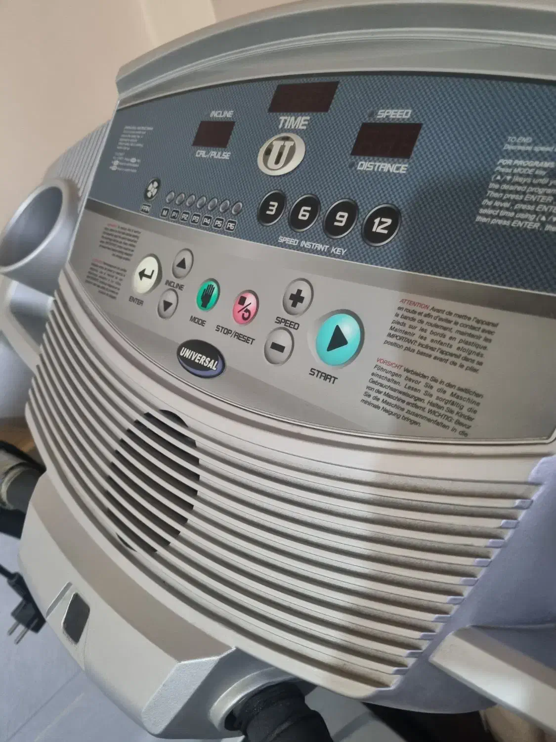 تردمیل تایوانی یونیورسال|تجهیزات ورزشی|نجف‌آباد, شهدای غربی|دیوار