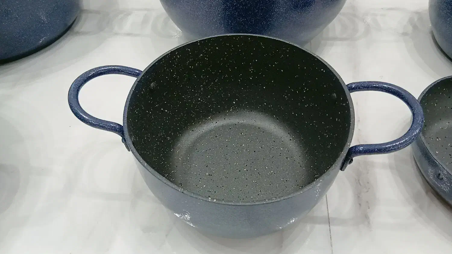 قابلمه لعابی نمیشه|ظروف پخت‌وپز|تربت جام, کلالی|دیوار