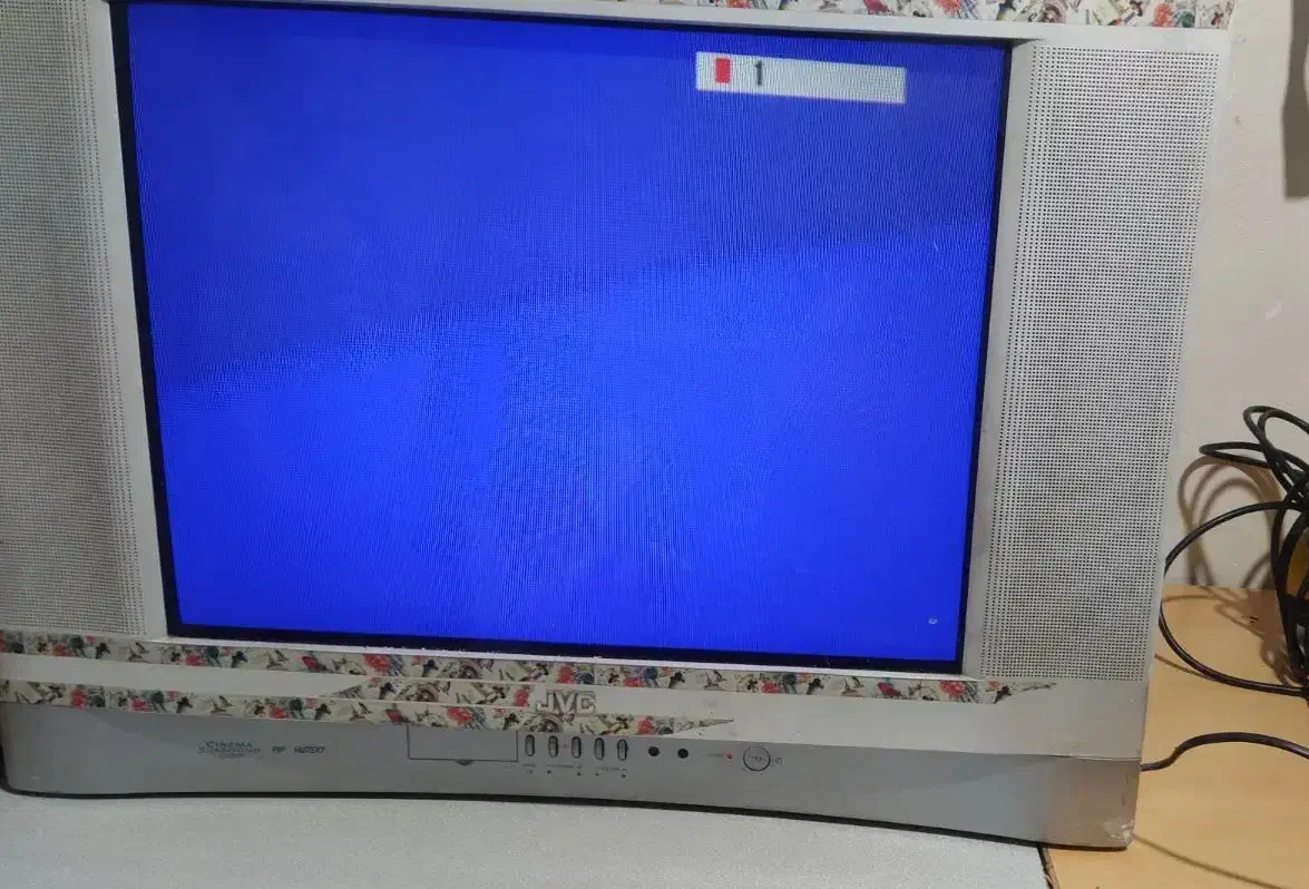 تلویزیون ۲۵ اینچ jvc|تلویزیون و پروژکتور|تهران, زرکش|دیوار