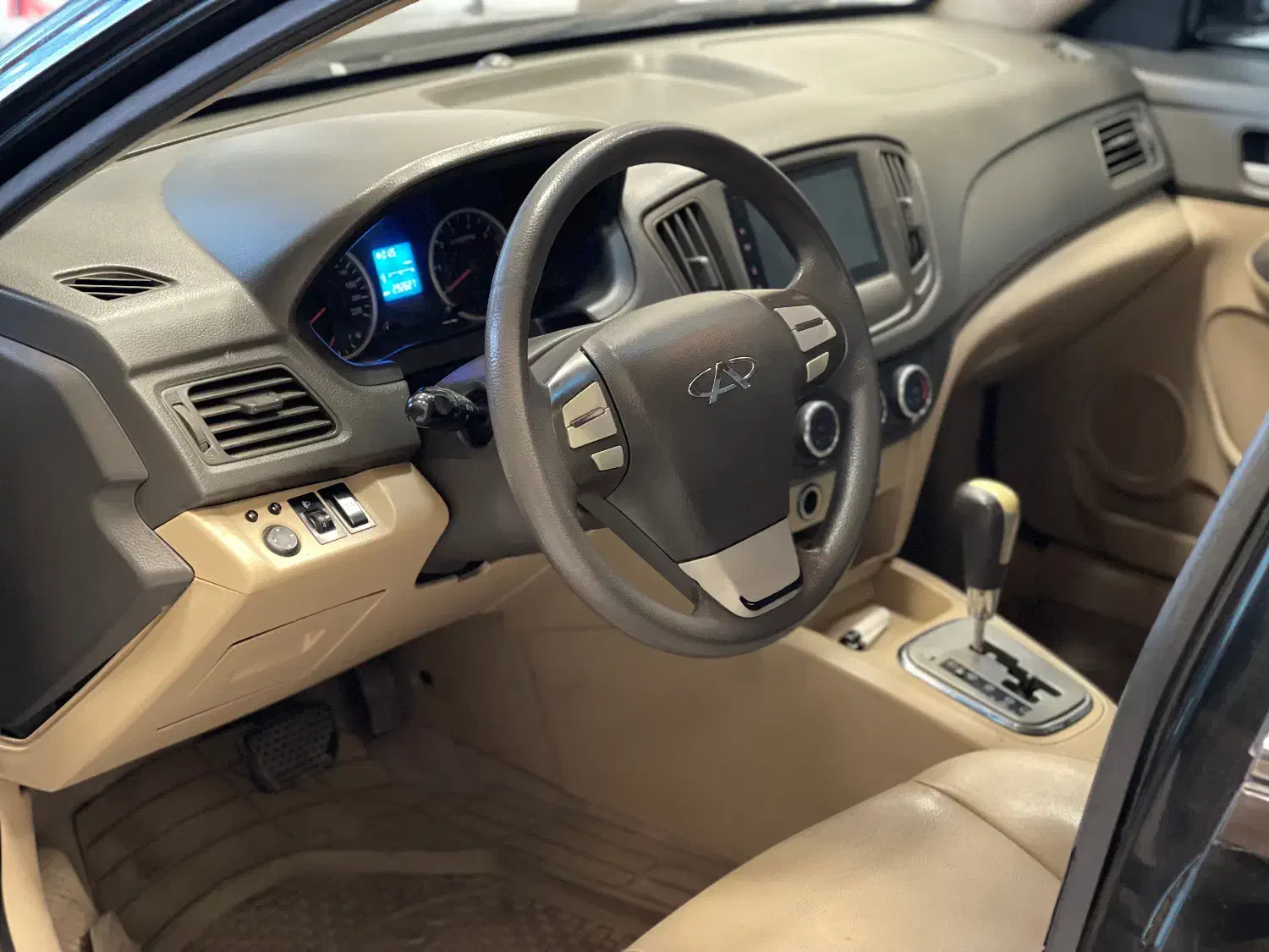 ام وی ام ۵۵۰ اتومات مدل ۹۴|خودرو سواری و وانت|ساری, |دیوار