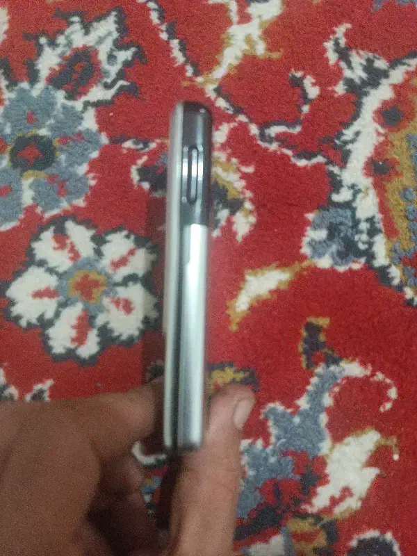 گوشی6300 در حد نو بسیار تمیز|موبایل|شاهین‌شهر, خانه کارگر|دیوار