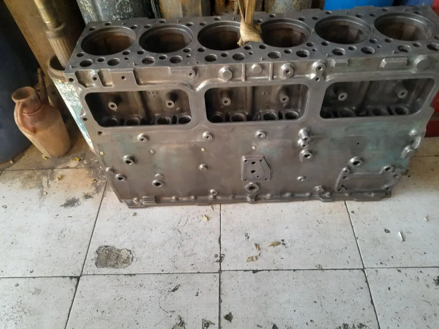 سیلندر ولوو|قطعات یدکی و لوازم جانبی|سراب, |دیوار