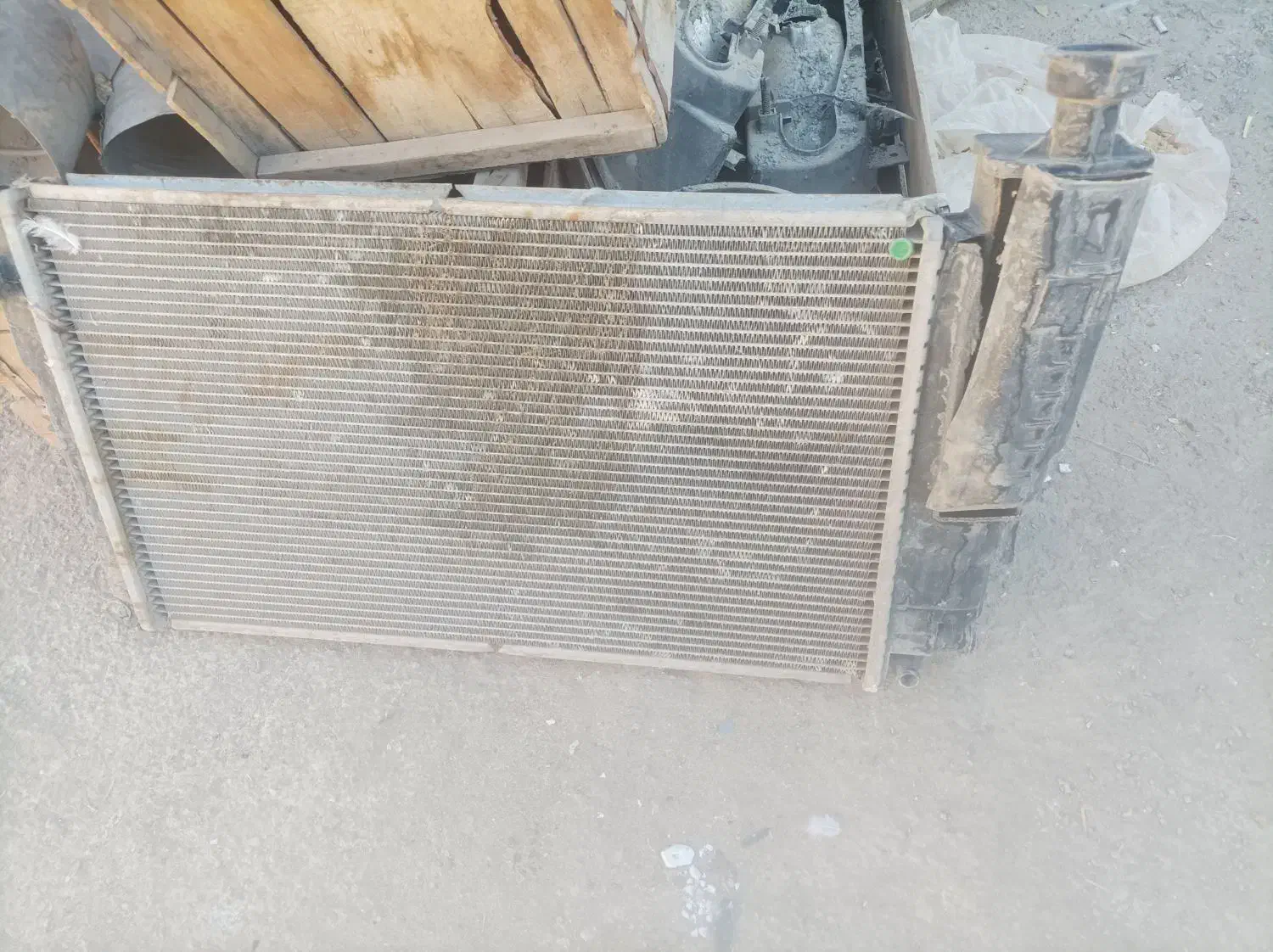 رادیات پژو|قطعات یدکی و لوازم جانبی|برخوار, |دیوار