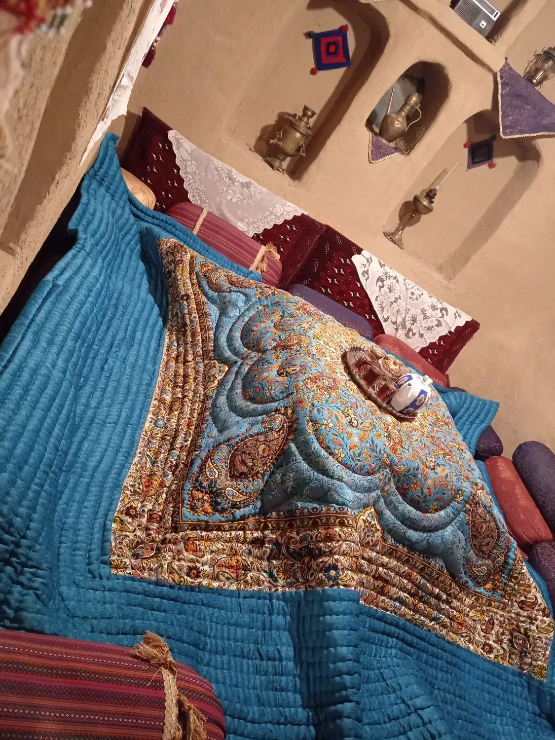 تولیدی لحاف کرسی و کالای خواب رستا|رختخواب، بالش، پتو|تربت‌حیدریه, منظر|دیوار